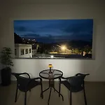 Apartment Castle & Sea, Platanos Retreat