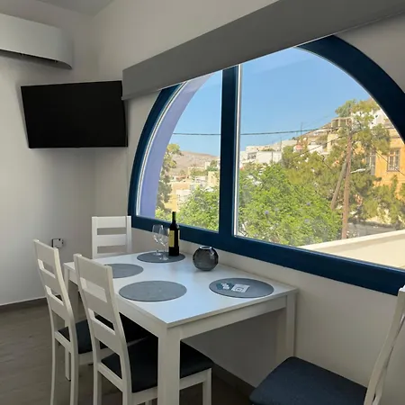 Castle & Sea, Platanos Retreat Апартаменты
