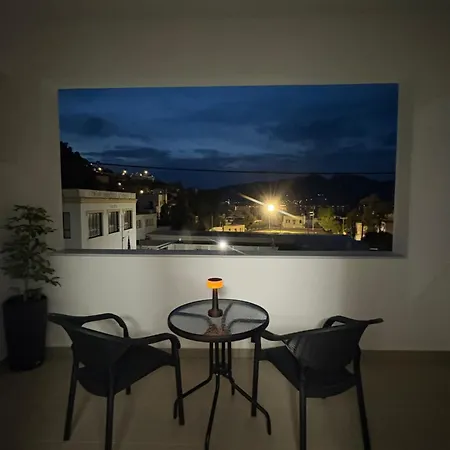 Апартаменты Castle & Sea, Platanos Retreat