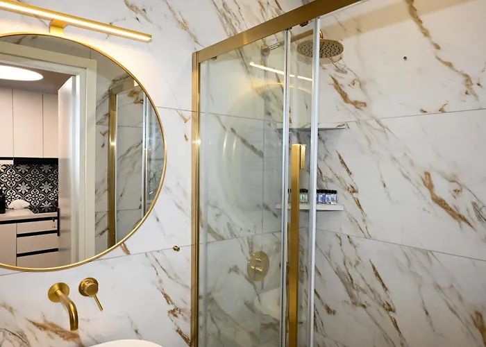 Castle & Sea, Platanos Retreat شقة